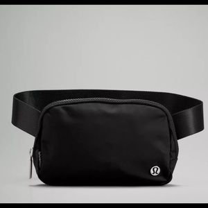 Everywhere Belt Bag
